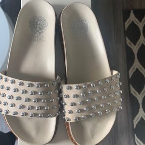 Vince Camuto slides